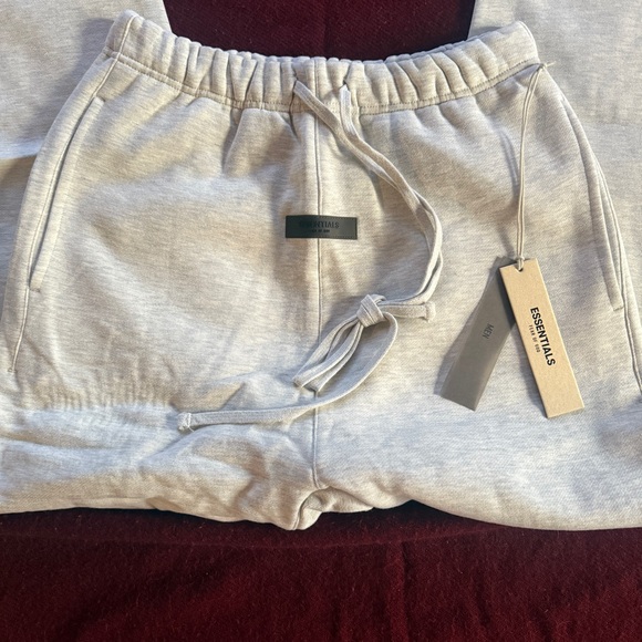 Fear of God Essentials Sweatpants - Light Oatmeal Heather (Men’s) Size M - Picture 3 of 5